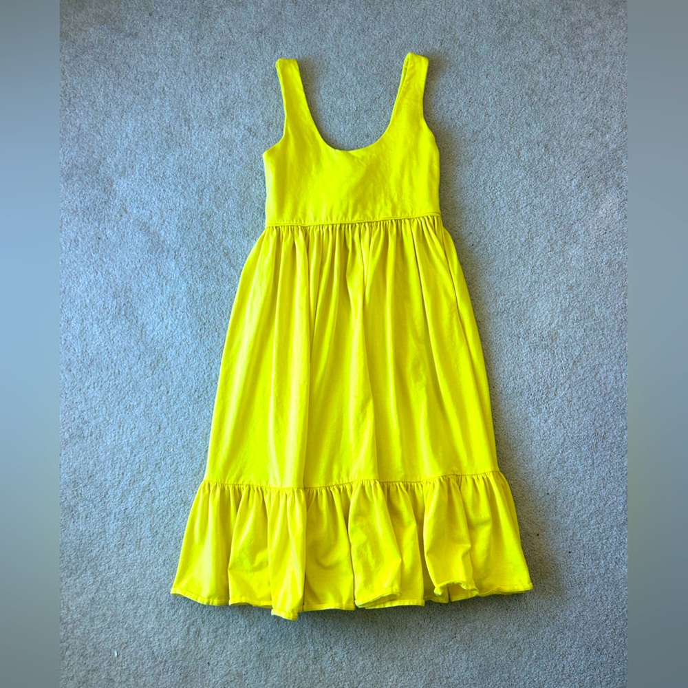 Yellow Summer dress size Small in mint condition